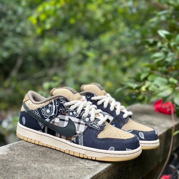 Travis Scott x Nike Dunk SB "Jackboysshoe